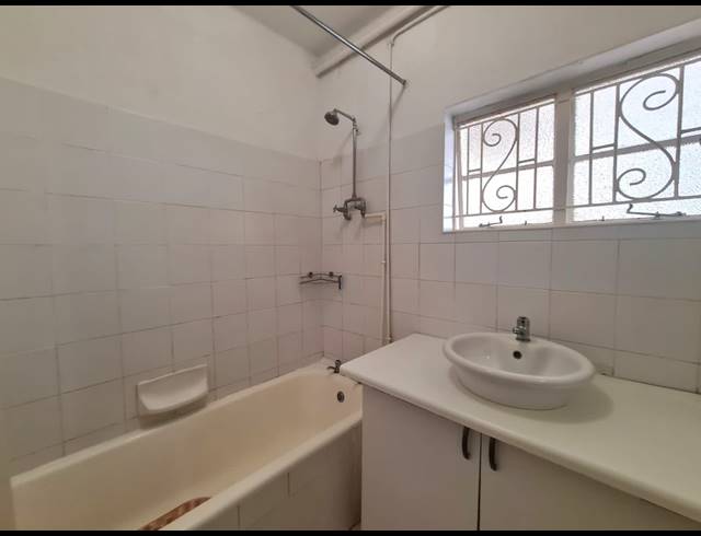 1.5 BEDROOM FLAT TO LET IN MUSGRAVE